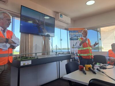 Ingenieros Fernando Antona e Izan Gomes de Lacerda.