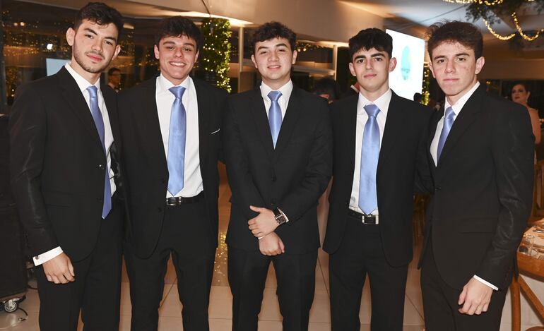 Fernando Silva Olitte, Vicente Ullón, Rodrigo Ramírez García, Agustín Sánchez y Enzo Fernández.
