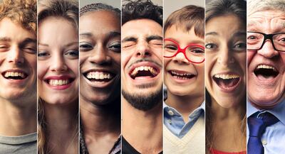 Una sonrisa validada con una buena salud bucodental puede ser el principio de la alegría de uno mismo y de los demás.