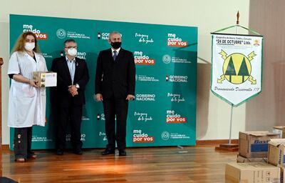 La Directora del Hospital de Barrio Obrero, Norma Velázquez; el Dr. Víctor Hernán, Viceministro de Salud,  y Fidel Trangoni Montañez, Presidente de la cooperativa.