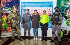 Margareth Lizeth Chacón Zúñiga, tras ser deportada de El Salvador a Colombia.