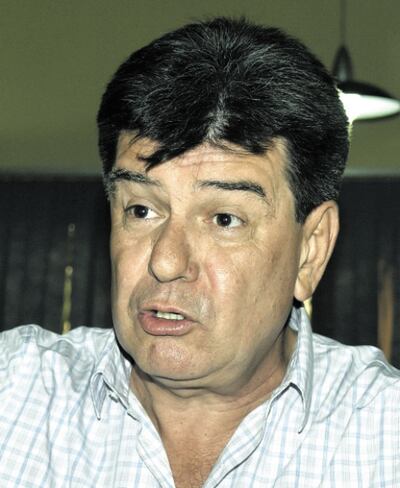 Efraín Alegre, presidente del PLRA, imputado por producción de documentos no auténticos. Está con prisión preventiva.