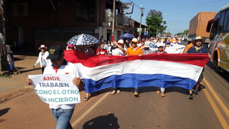 Marcha multitudinaria contra la Ande en San José.