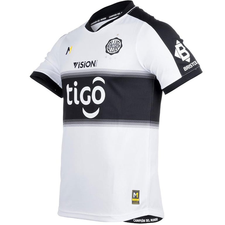 Esta es la nueva y moderna camiseta del Club Olimpia, con el logo de Bristol.