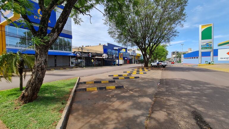 Comercio de Salto totalmente cerrado hoy, por asueto por el día de San Miguel, patrono de la ciudad.