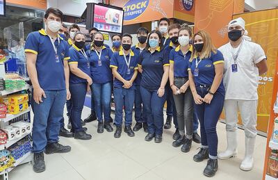 Parte del plantel de colaboradores de  Stock Express, que fue habilitado recientemente.