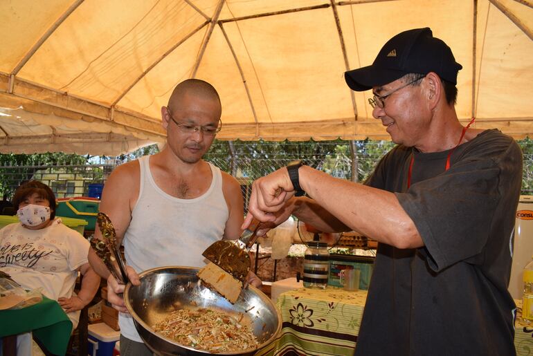 Los platos orientales como el rampen con salsa y el zuchi fueron muy solicitados por los visitantes