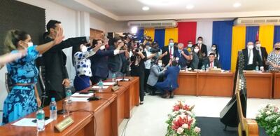 Vista del juramento de la bancada liberal de Luque