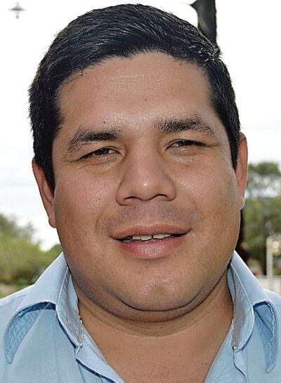 Samuel González, intendente.