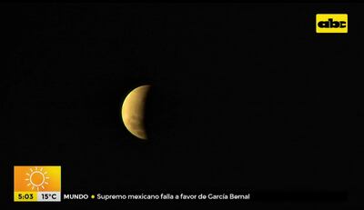 Captura de pantalla del eclipse lunar que se puede apreciar en la madrugada de este viernes.
