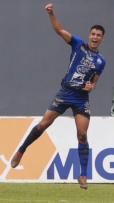 Fernando Lesme suma 12 goles en 19 partidos en Costa Rica.