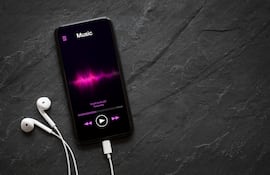 MÚSICA EN TELEFONO CELULAR