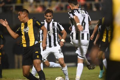Guaraní y Libertad empataron en el Rogelio Livieres por la fecha 18.