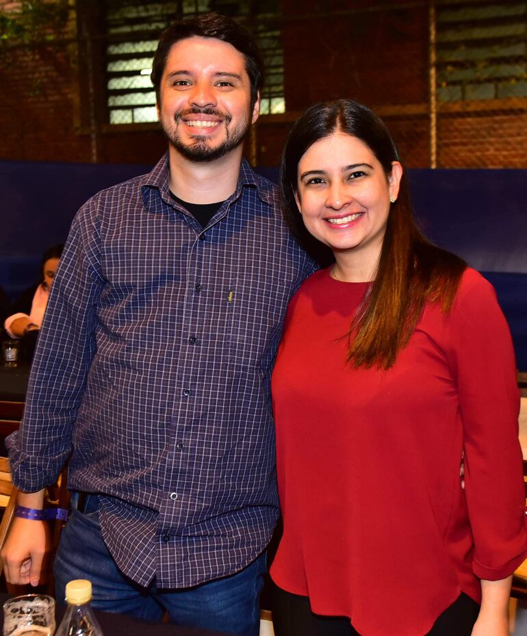 Jesús Cañete y Delia Leguizamón.