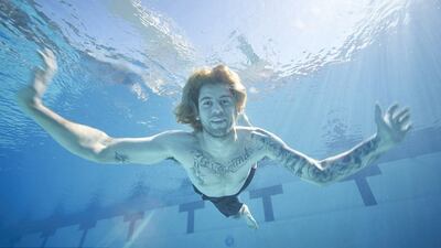 No obstante, Spencer Elden recreó varias veces la portada de "Nevermind".