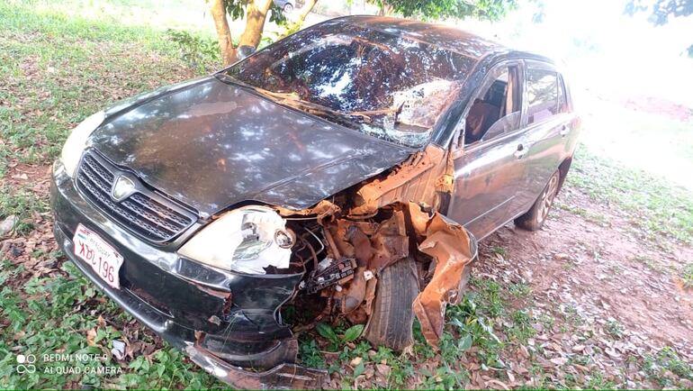 Así quedó el vehículo luego del impacto que le costó la vida al motociclista.