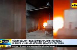 Controlaron el incendio en una metalúrgica de Fernando de la Mora