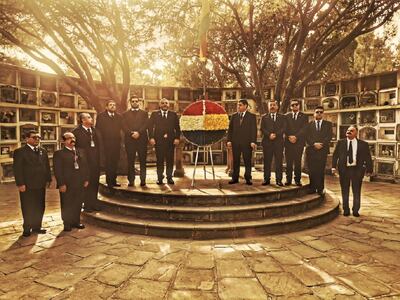 Ofrenda floral de los Grandes Maestros masones de Bolivia y Paraguay a los caídos de la guerra del Chaco