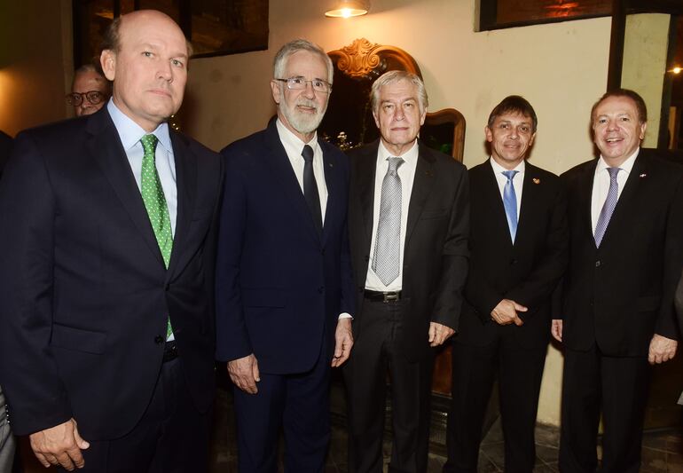Robert Bosch, el embajador de Brasil, José Antonio Marcondes, Carlos Jorge Biedermann, Oscar Paciello y Javier Bernardes.