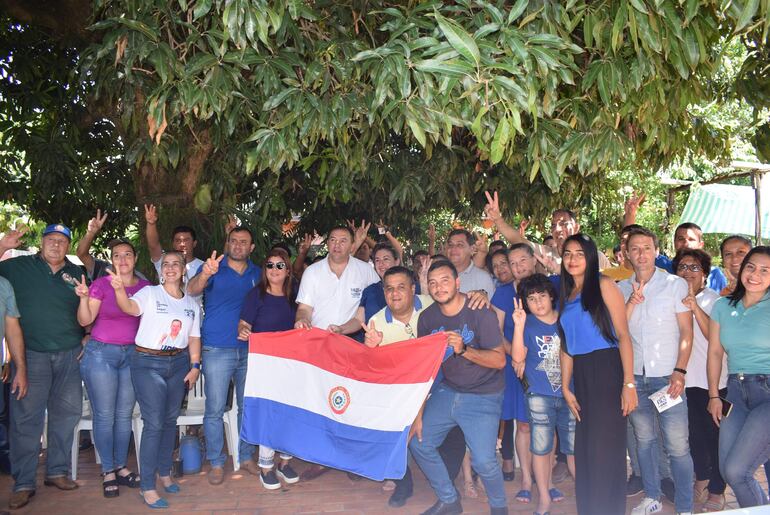 Los líderes de barrios y compañías asumieron el compromiso con los candidatos de la Concertación de unirse por el cambio en el país.