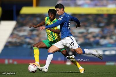 James Rodríguez anotó su primer gol en el Everton.