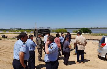 Autoridades de varias instituciones públicas,visitaron la costanera en donde realizará la fiesta Hawaiana.