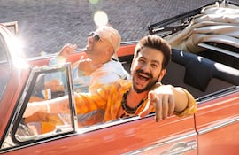 Wisin y Camilo comparten el sencillo "Buenos días", que hoy llegó a las plataformas digitales.