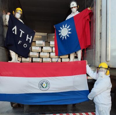 Cargamento de carne vacuna, en la zona fría de Frigomerc,  antes de ser llevado rumbo al aeropuerto Silvio Pettirossi, para la exportación a Taiwán.