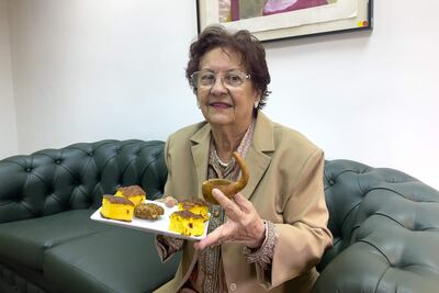 La cocinera e investigadora paraguaya Graciela Martínez lamenta en Madrid, que la gastronomía de su país haya perdido su identidad y en su recetario actual sea ya "imposible" encontrar platos que no contengan "ingredientes foráneos". Influida desde hace más de 500 años por el contacto con otras culturas, la gastronomía de Paraguay tiene en las comunidades indígenas a los "guardianes" de sus raíces y a los "únicos" que en el país siguen comiendo "sano", sin dejarse influir por las injerencias de comidas foráneas.