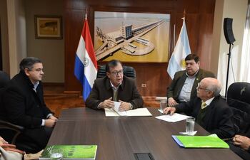 Carlos Arrechea, Nicanor Duarte Frutos, Carlos Afara y Pedro Gerardo González.