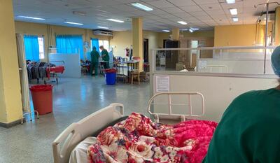 El área de Urgencias del Hospital de Clínicas. Tanto esta zona como la Unidad de Terapia Intensiva están 100% ocupadas.