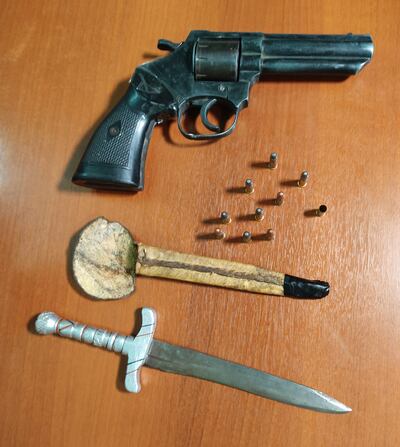 Evidencia incautada del poder del aprehendido.