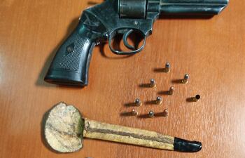 Evidencia incautada del poder del aprehendido.