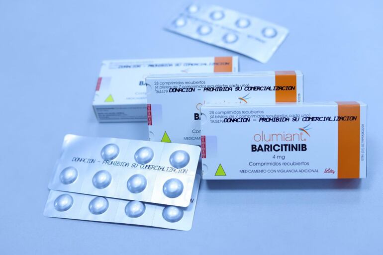 Olumiant fue aprobado en noviembre de 2020, por la FDA de Estados Unidos, para su uso en covid-19.