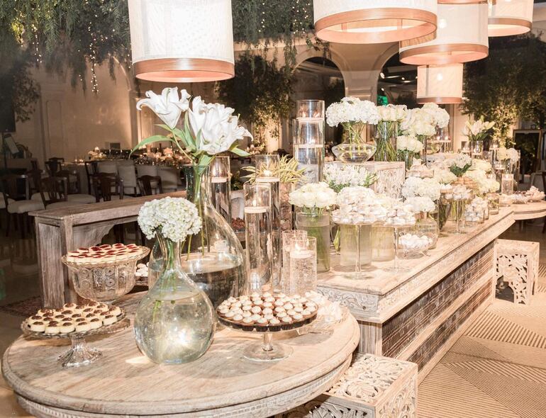 La decoración fue montada por Karen Dalles.