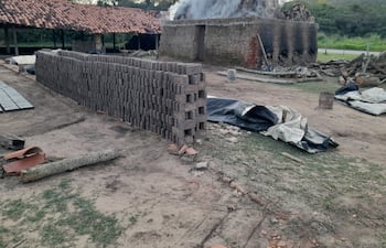 Las olerías de Tobati ya no producen como antes por el alto costo de la materia prima