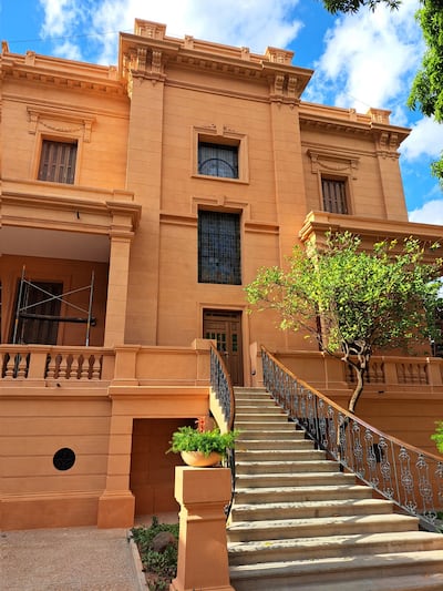 Tras décadas de abandono, avanza  con éxito la restauración del Palacete Peris de Asunción, para sede de la Embajada de España