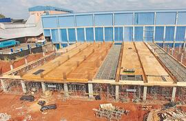 Atenko presente en las obras en la planta industrial de Chacomer.