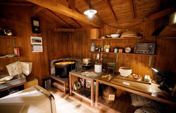 No hay ni una sola receta en “Comerse un melocotón” (Planeta Gastro) y sí muchas enseñanzas para afrontar la vida, especialmente si se comparte profesión con David Chang.