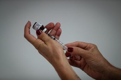 China autorizó el pasado 22 de julio el uso de candidatas vacunas contra el coronavirus SARS-CoV-2.