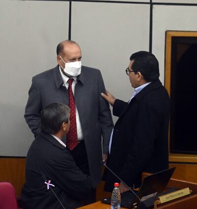 La elección de  ministros, uno del  PLRA y otro del  FG, para el TSJE formó parte del acuerdo para designar a Óscar “Cachito” Salomón (ANR, oficialista)  como presidente del 
Senado.