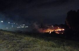 Reportan incendio en la zona de la Costanera de Asunción