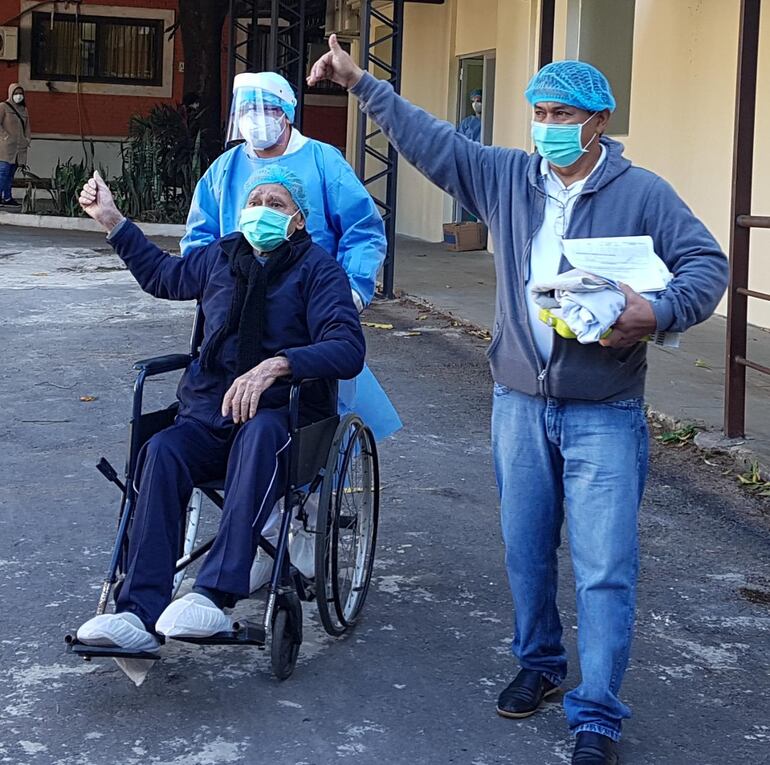 A los 82 años, superó el COVID-19