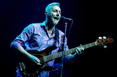 Pedro Aznar tiene al bajo como su instrumento principal. Fotografía: Guido Adler.