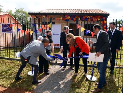 Directivos de Financiera El Comercio, Propio y AFD habilitaron viviendas construidas con créditos accesibles.