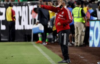 Gerardo "Tata" Martino, técnico argentino que dirige a México, campeón defensor de la Copa de Oro.