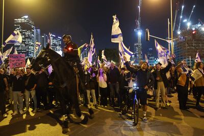 Manifestación en Tel Aviv contra la reforma judicial promovido por el premier israelí Benjamin Netanyahu.  (AFP)