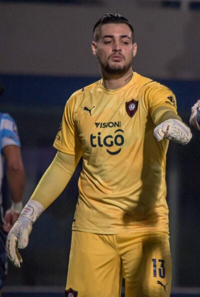 El arquero brasileño del equipo de Cerro Porteño, Jean Paulo Fernandes