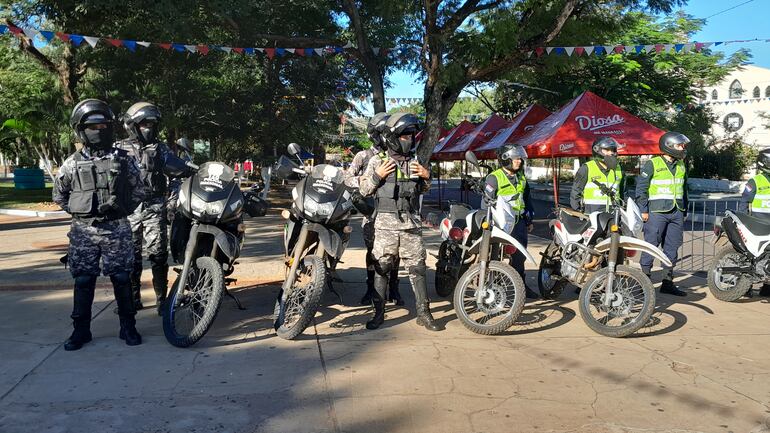 Una importante cantidad de policías se prepara para garantizar el buen desarrollo de las fiestas patronales de San Antonio.
