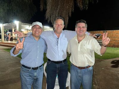 Hugo Fleitas, Pedro González y Blas Llano. (Foto: Facebook de Blas Llano).
